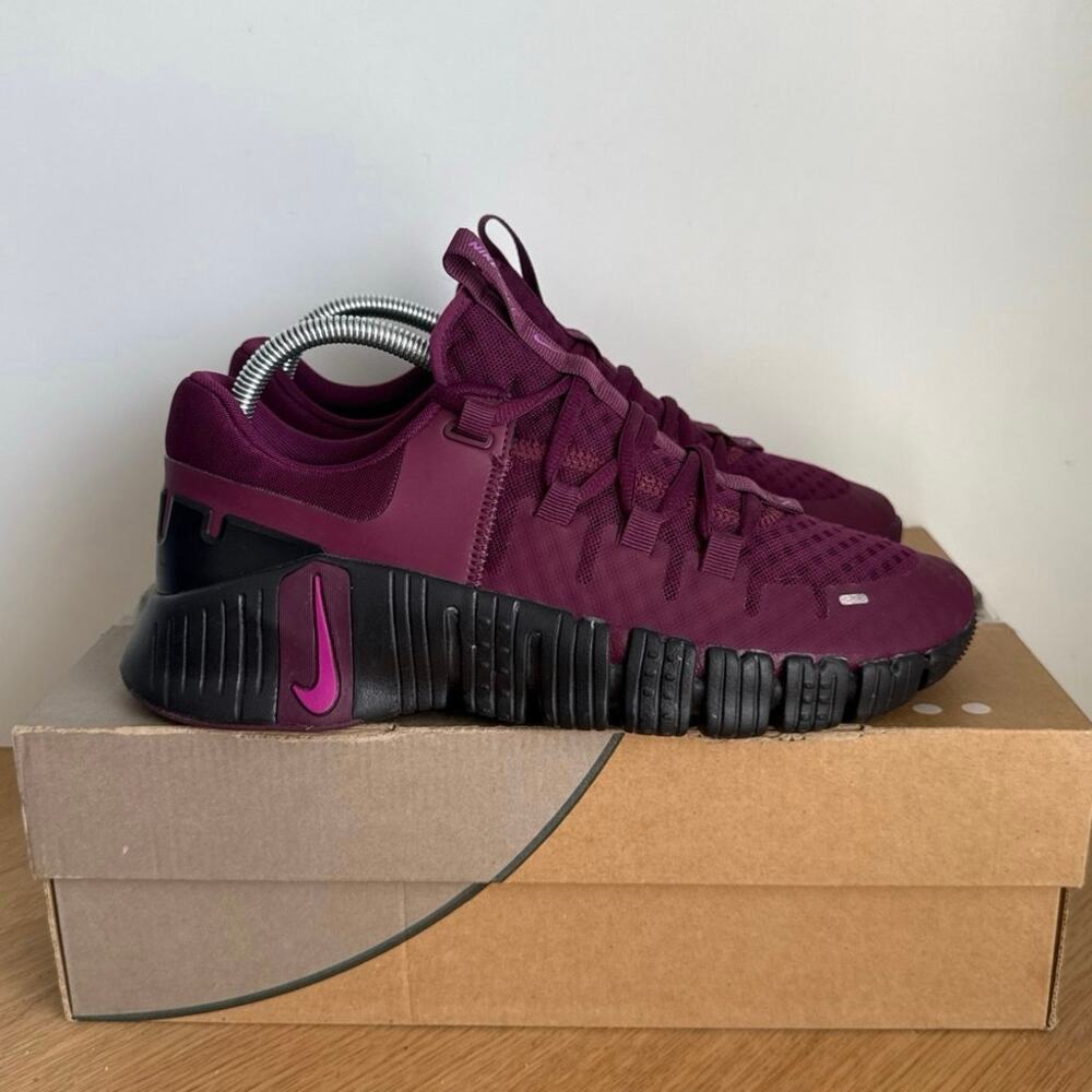 Nike Free Metcon 5 ‘Bordeaux’ Women Running Sneakers- SZ 9 - Picture 4 of 11